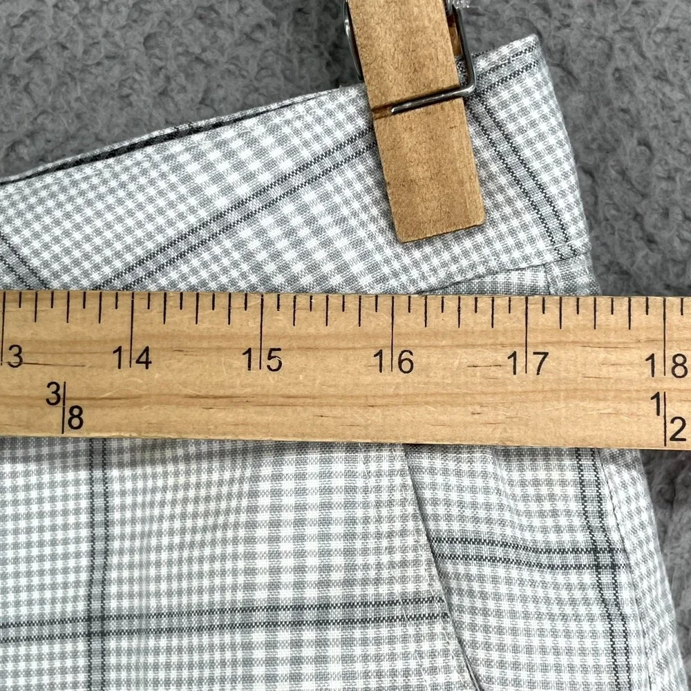 O'Neill Hybrid Shorts Mens 34 White Gray Gingham Plaid Gorpcore Outdoor‎ Hiking